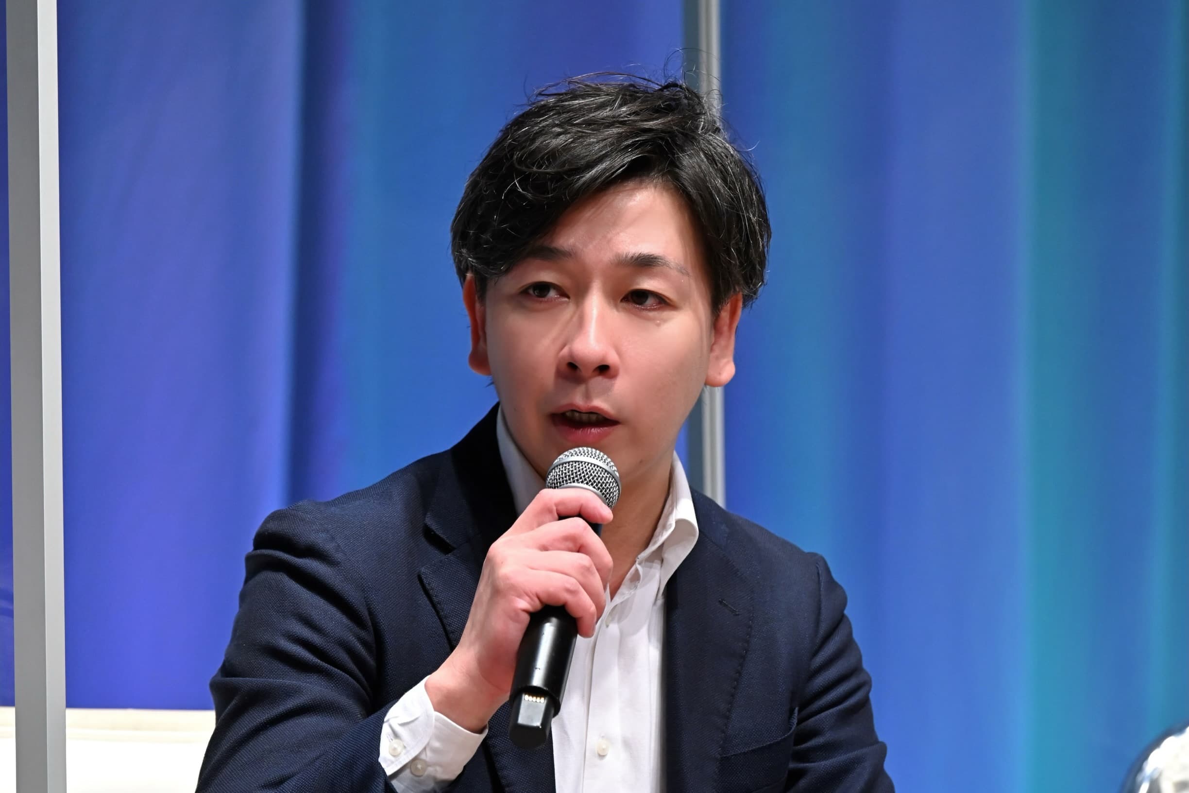 取締役COO 岡部 篤史